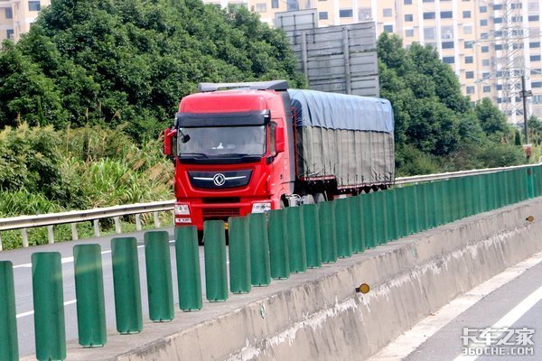 國家對大貨車的最新政策，推動行業(yè)變革，保障道路安全