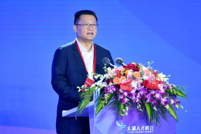 最新黃鑫，探索無限可能的青年領(lǐng)袖