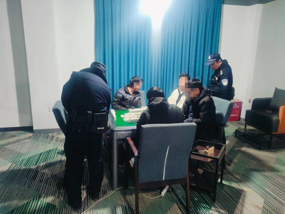 澳門(mén)彩票背后的秘密與挑戰(zhàn)，警惕違法犯罪風(fēng)險(xiǎn)