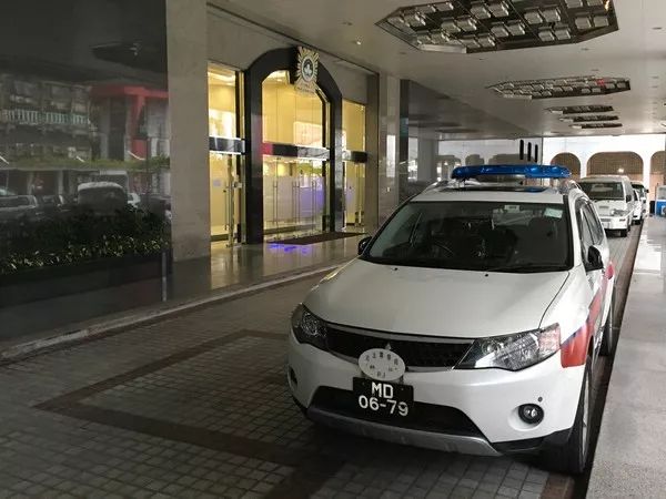 澳門新三碼必中一免費(fèi)，一個(gè)關(guān)于犯罪與法律的探討