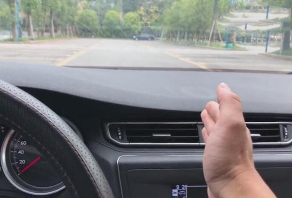 下載最新車輪駕考通，智能學車助手助你輕松通過駕駛考試