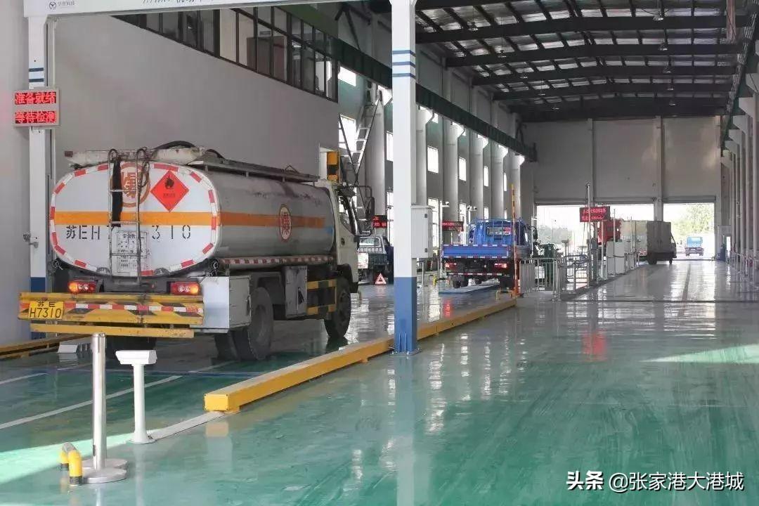 張家港最新危險品招聘動態(tài)及相關(guān)行業(yè)人才需求分析
