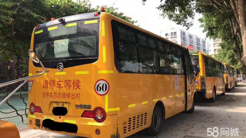 最新二手37座校車轉(zhuǎn)讓，安全、經(jīng)濟、便捷的選擇