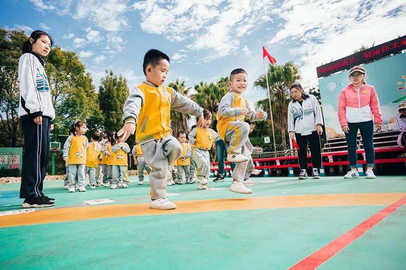 最新幼兒園搏擊操大班，活力四溢的健康啟蒙