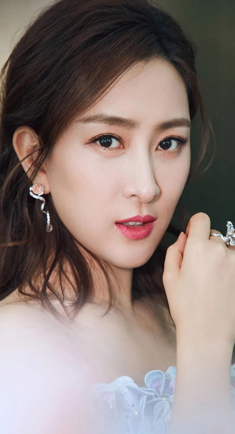 我的絕色明星老婆最新章節(jié)