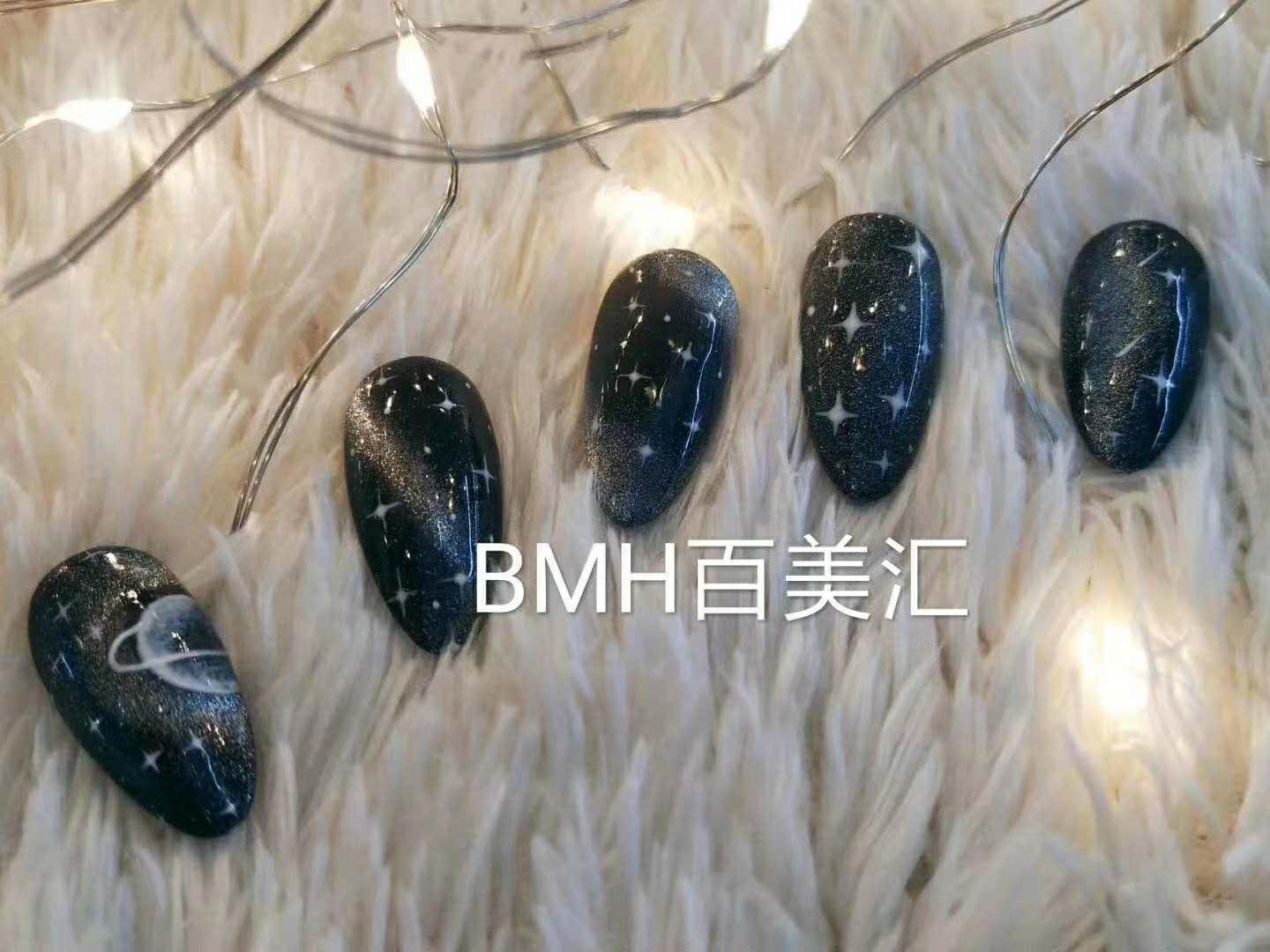 最新美甲顯白圖片流行趨勢(shì)與時(shí)尚解析