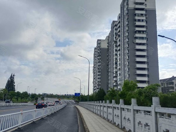 平湖三港嘉苑最新房價動態(tài)分析
