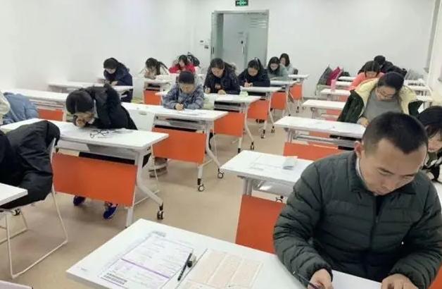 貴州教師工資最新消息及其影響