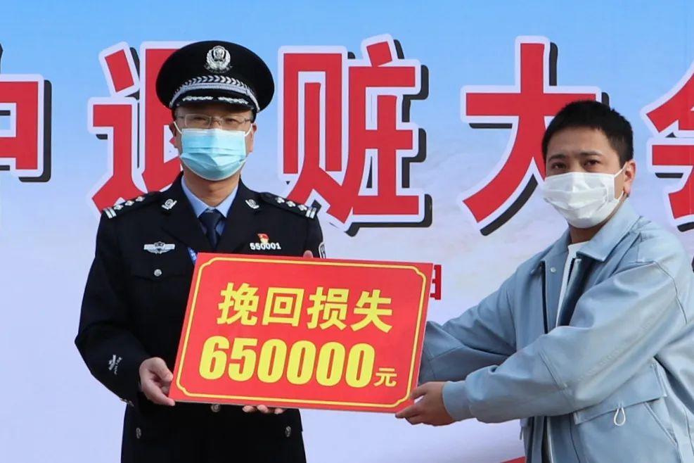 最新福建公安廳副廳長，推動警務(wù)創(chuàng)新，助力平安福建建設(shè)